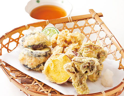 秋野菜の変わり天ぷら 接客サービス日本一を目指している健康スーパー ランドローム