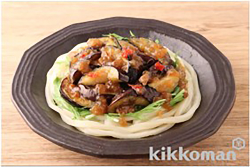 大根おろしのさっぱりとした風味で食べる冷やしうどん